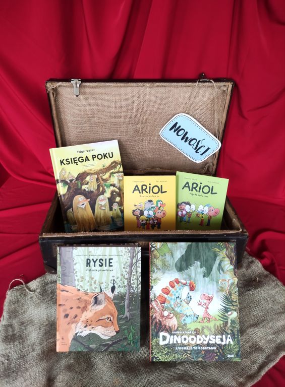 Kompozycja przedstawiająca okładki zakupionych książek